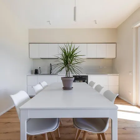 La Dolce - Sunny Penthouse Trastevere Station 100sqm Daire *