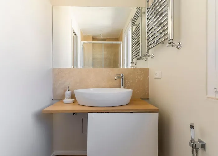 La Dolce - Sunny Penthouse Trastevere Station 100sqm Apartment